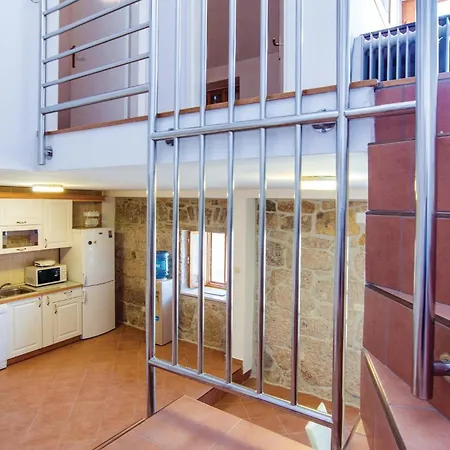Three-bedroom In Σπίτι διακοπών *