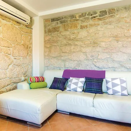 Σπίτι διακοπών Three-bedroom In *