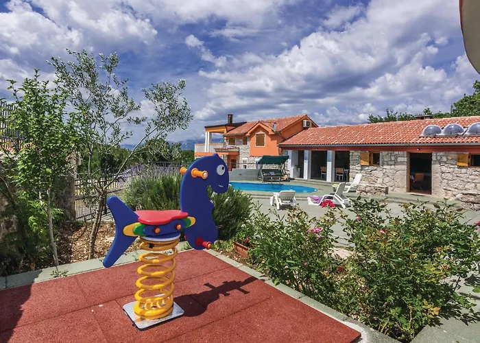 Three-bedroom In Kruševo
