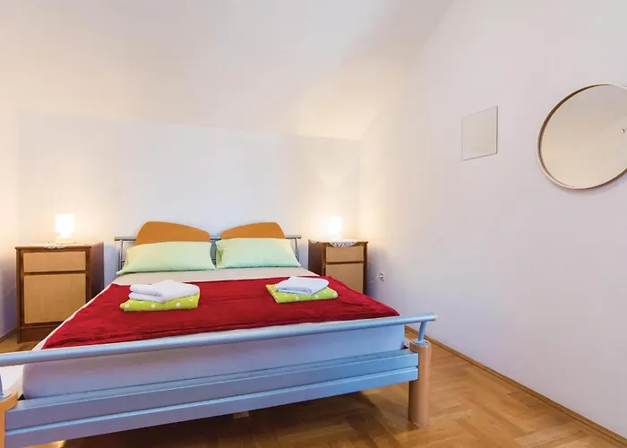 Three-bedroom In Kruševo