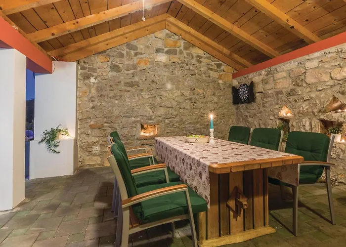 Three-bedroom In Vakantiehuis